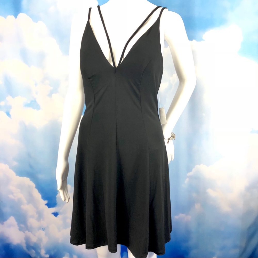 SOLD ‼️Black Dress Cage Straps Fit Flare Stretch